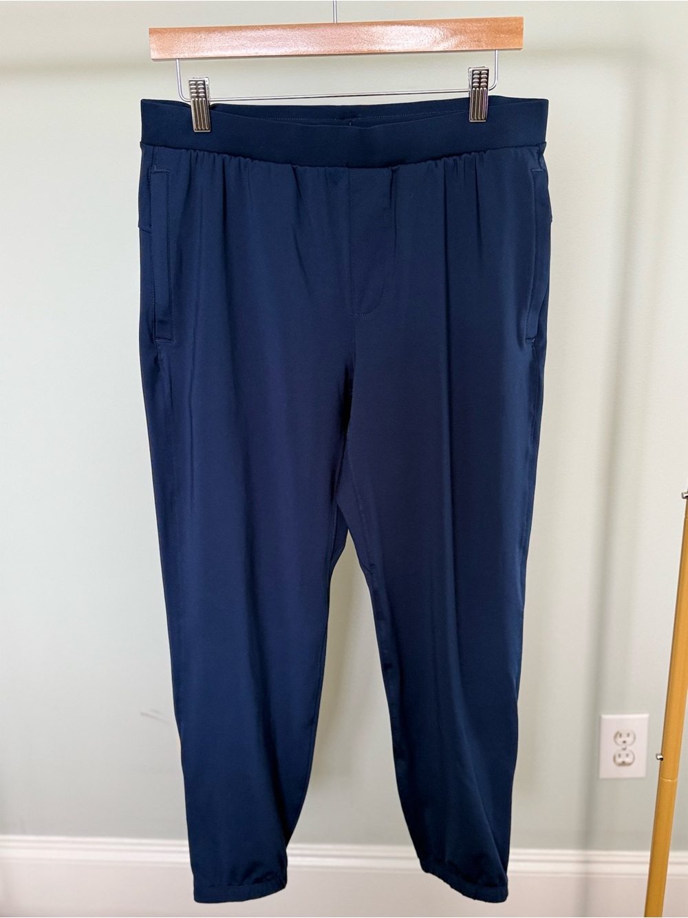 Mondetta Navy Performance Joggers